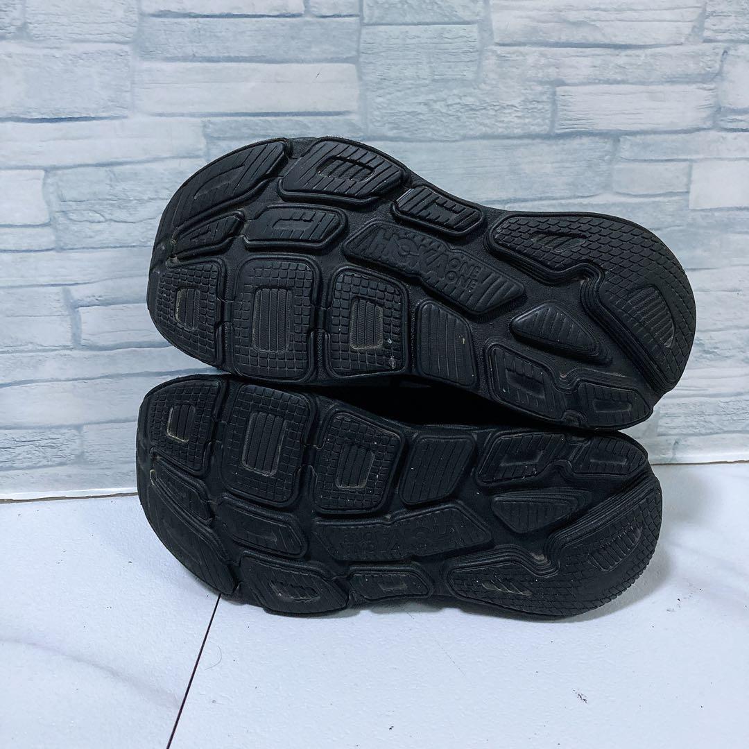 美品 ホカオネオネ BONDI7 ランニングシューズ ブラック 黒 22.5