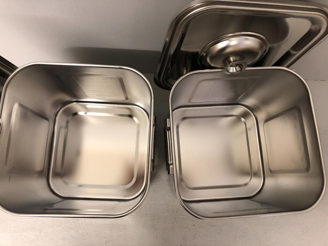 ２個セット　AG18-8　角キッチンポット　目盛付　21cm　新品　未使用展示品