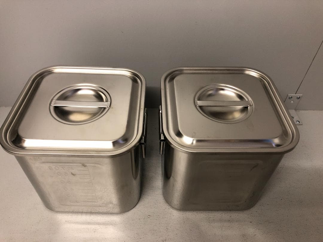 ２個セット　AG18-8　角キッチンポット　目盛付　21cm　新品　未使用展示品