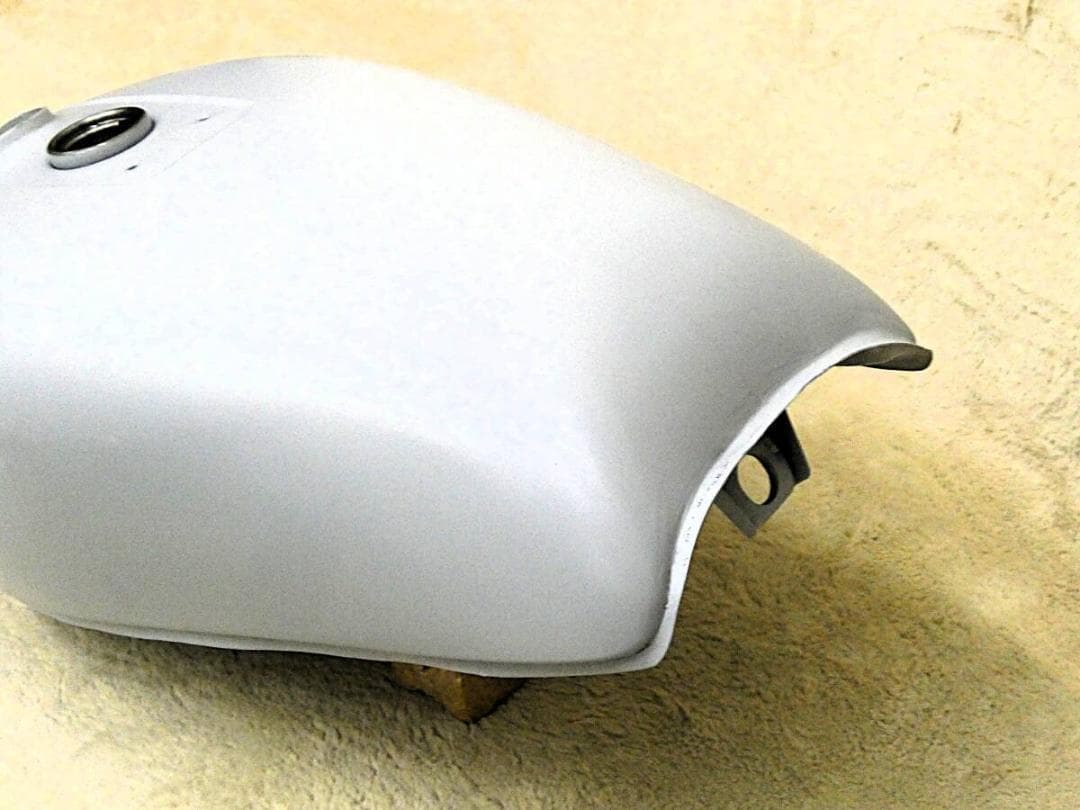 ＧＳ４００タンク　サフ/②塗装用 フューエルタンク