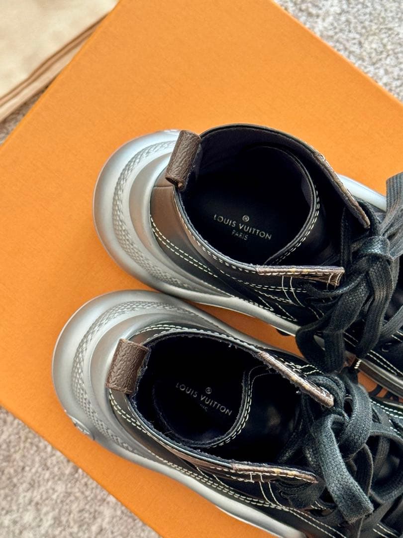 Louis Vuitton アークライト スニーカ