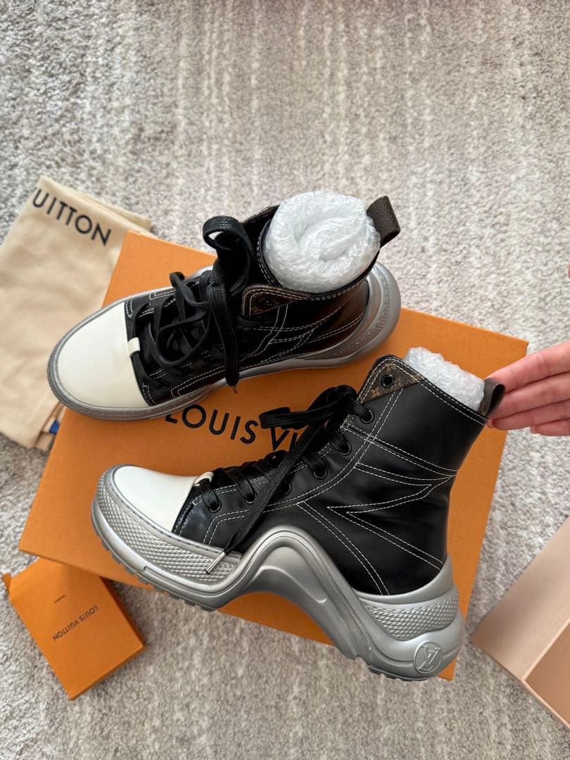 Louis Vuitton アークライト スニーカ