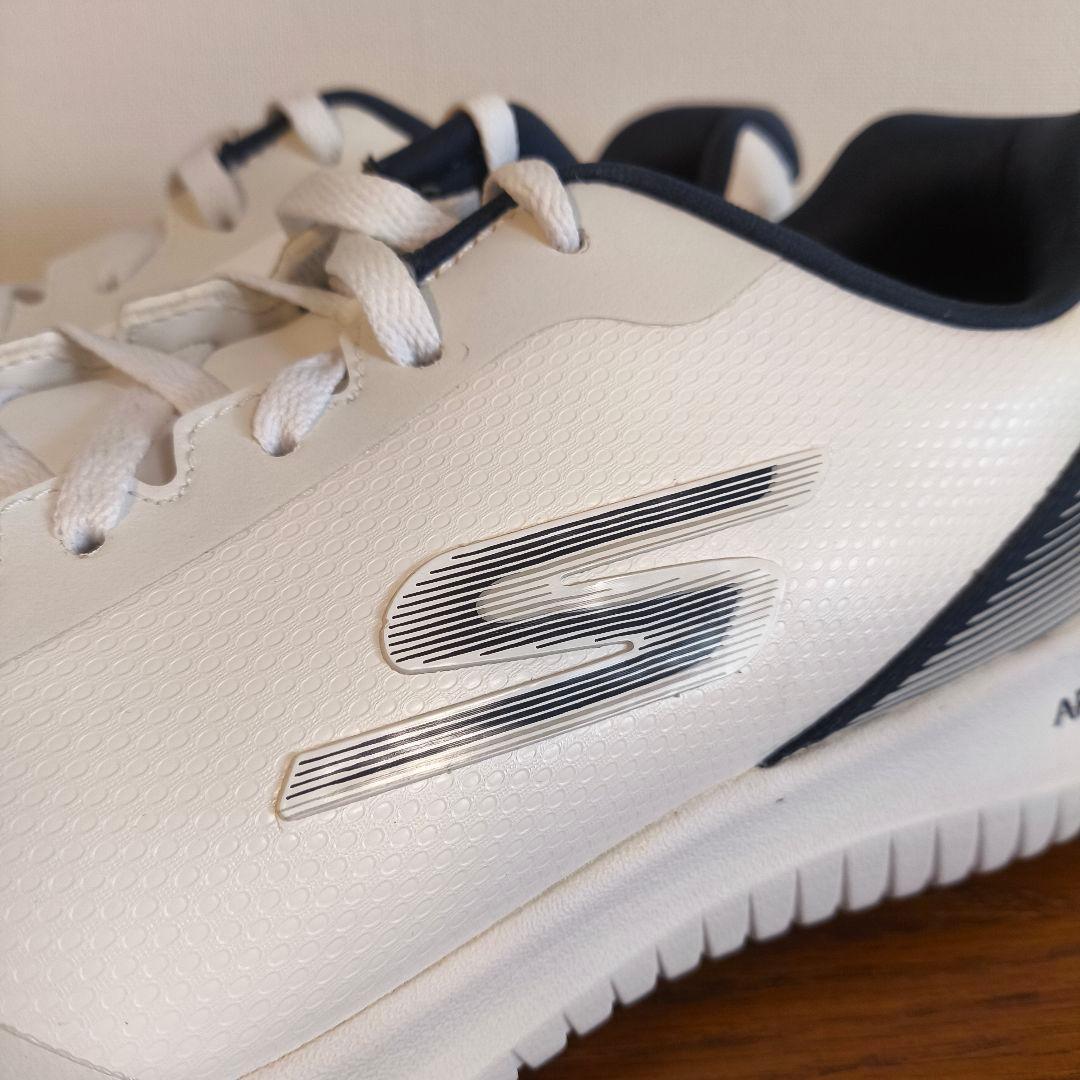 未使用　スケッチャーズ　Arch Fit　GO GOLF Max2　27.0cm