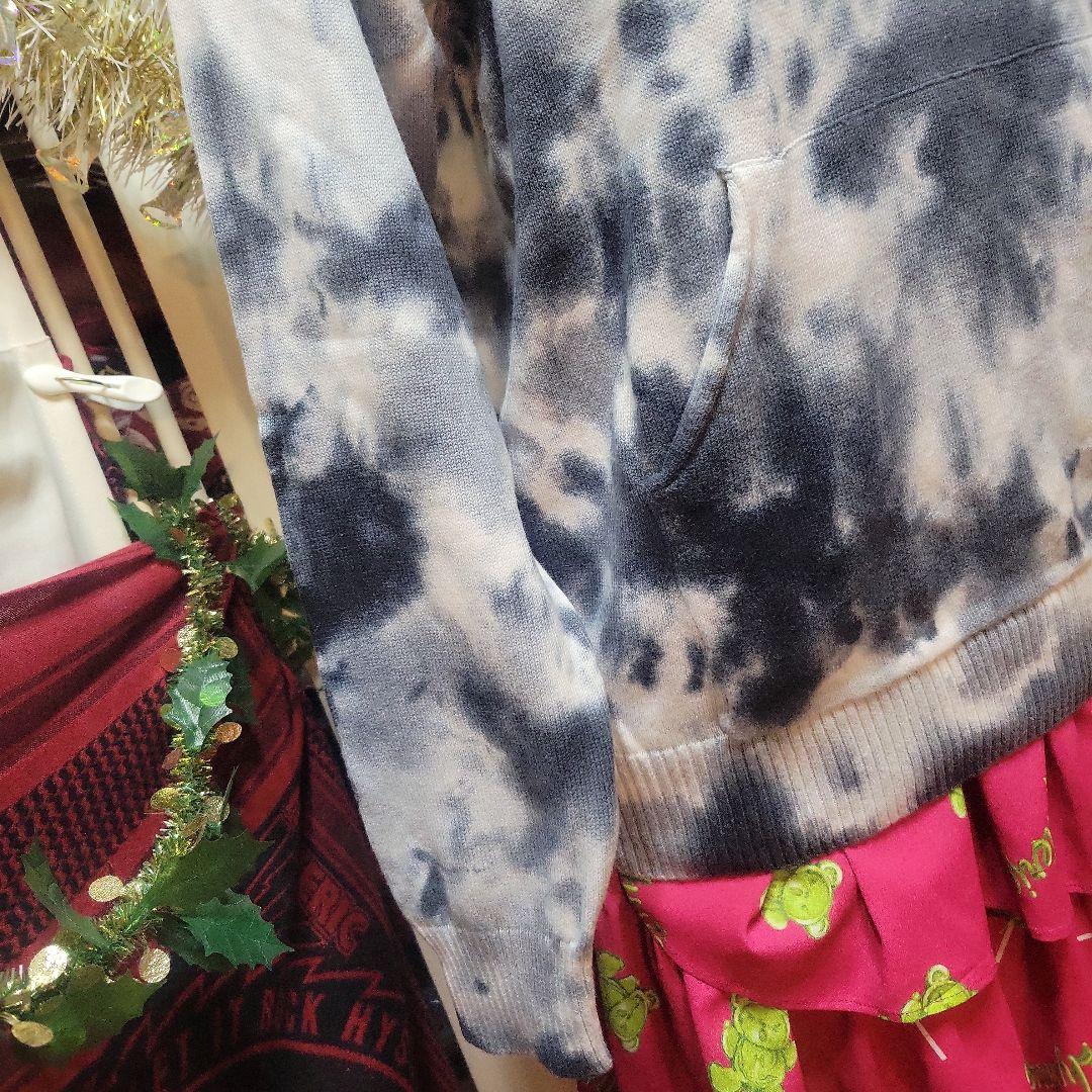 りえ美品未使用ヒステリクグラマフロントポケットHGうさぎプリントパーカニト