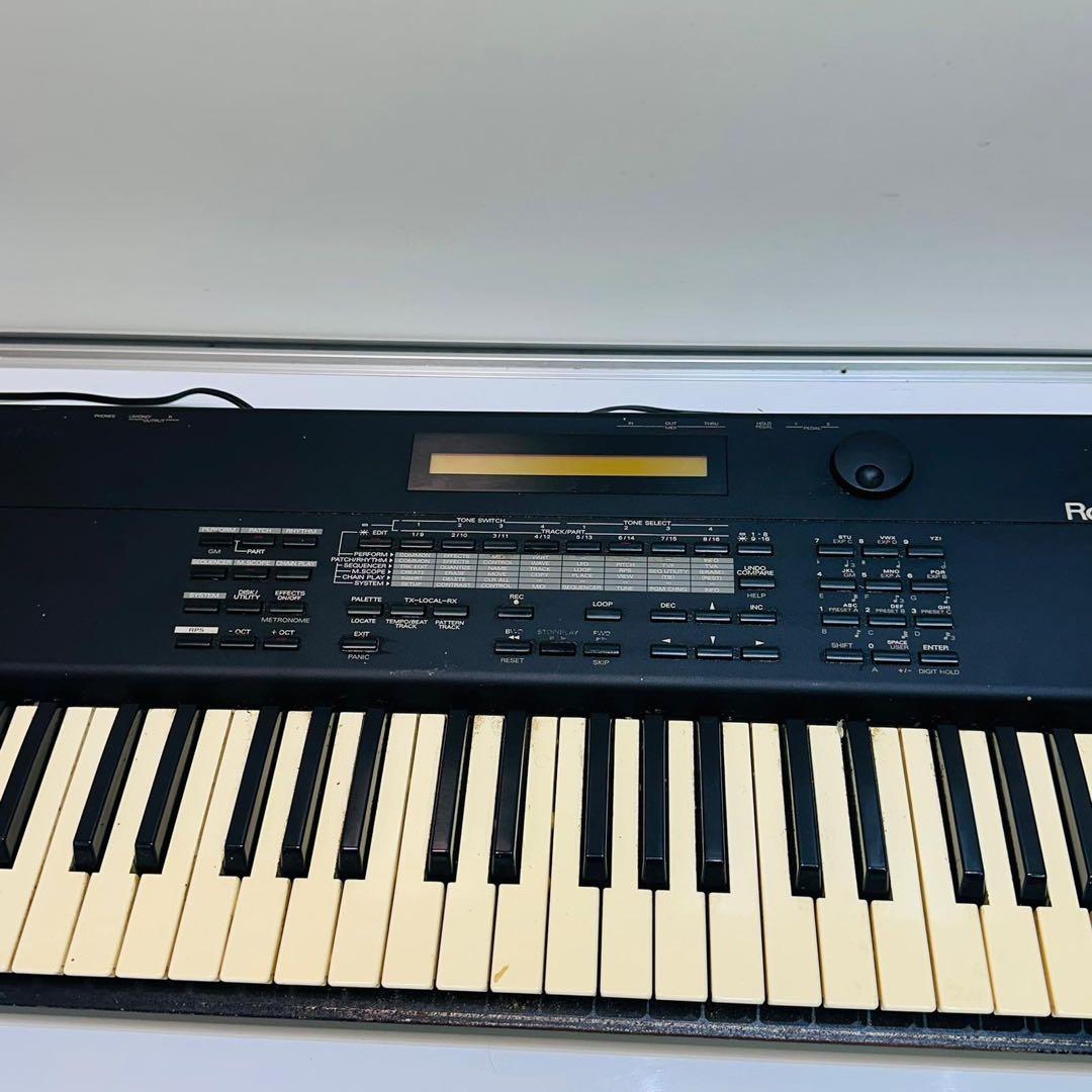 Roland XP-50 シンセサイザー 61鍵 動作品