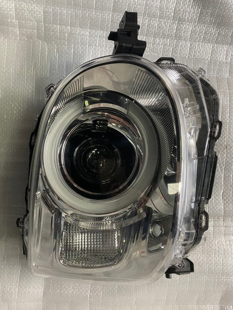 ダイハツ キャンバス 右 ヘッドライト