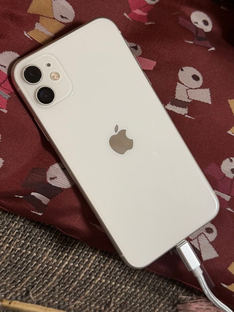 iPhone 11 ブラック 256GB