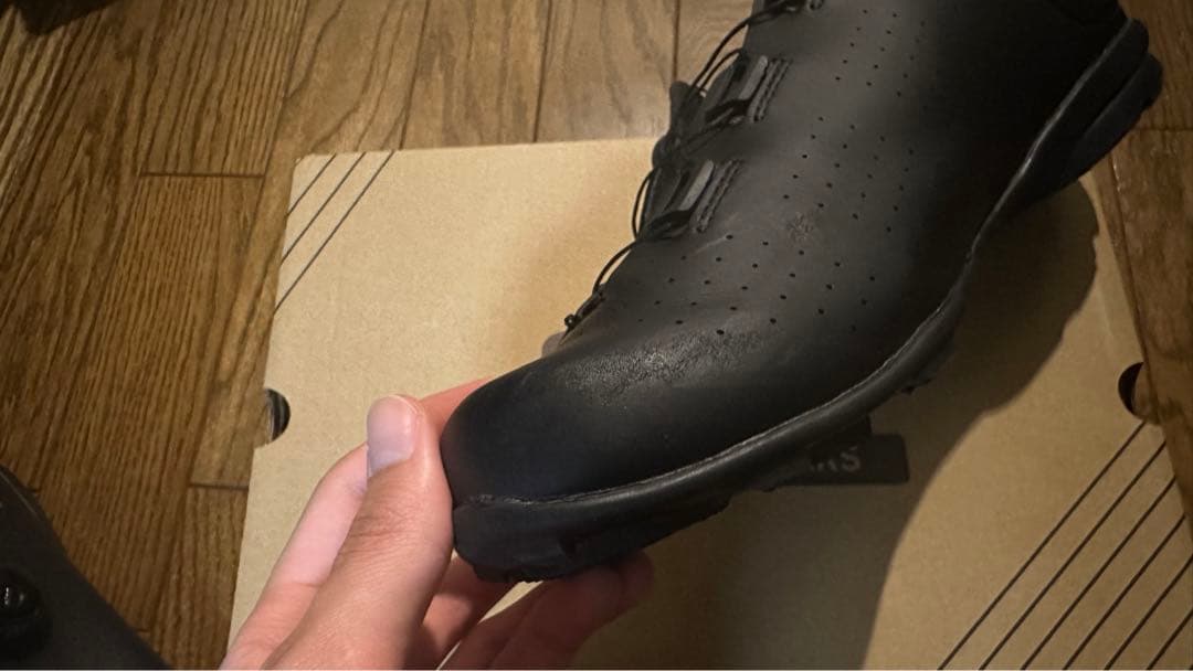 FLR F-3 City ブラック 41(26.3)