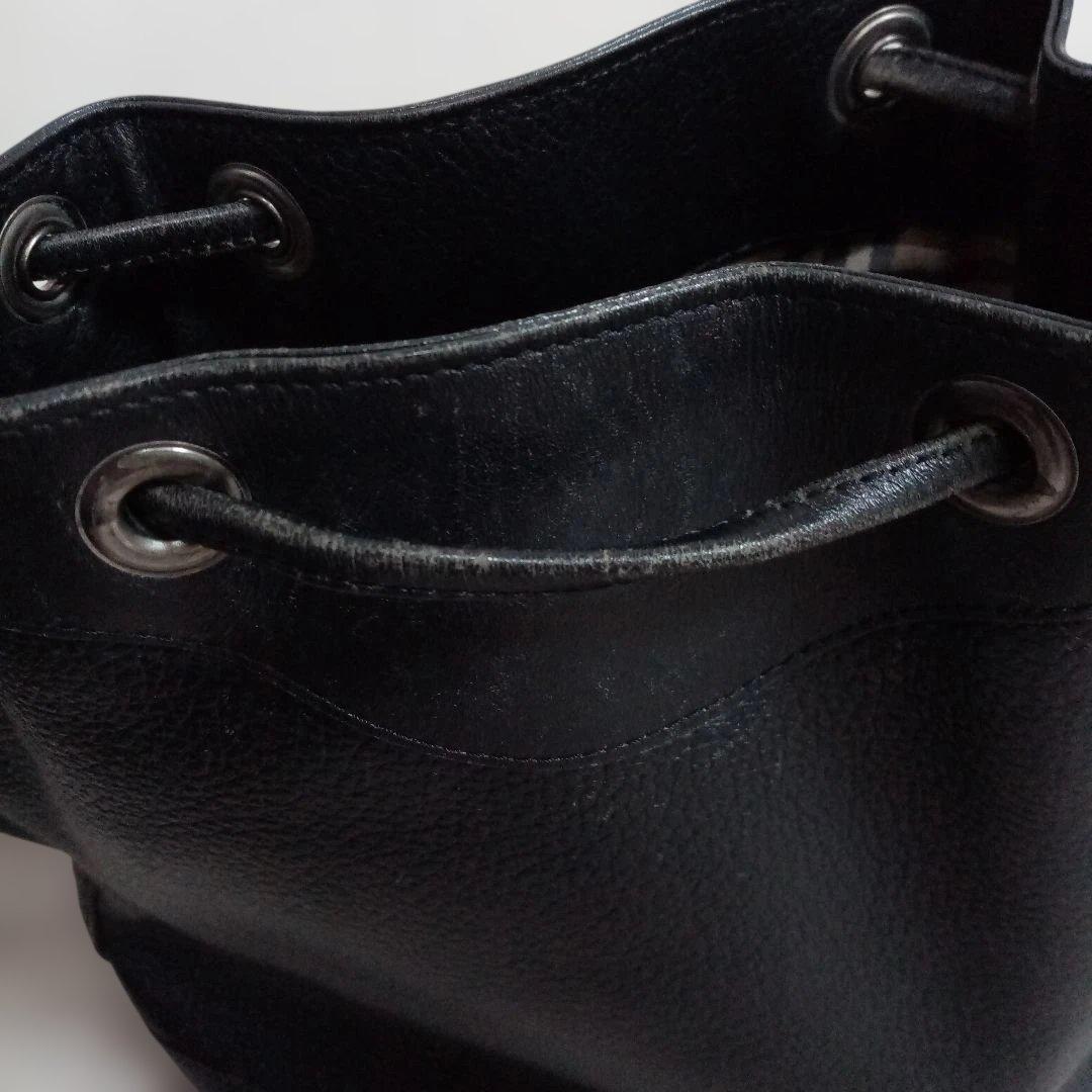 バーバリー 巾着　レザー　ショルダーバッグ
