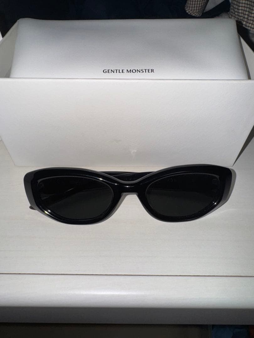 GENTLE MONSTER ブラック サングラス てるちゃんさん専用