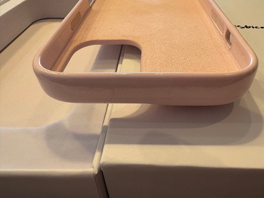 Urban Sophistication iPhone 16用ケース