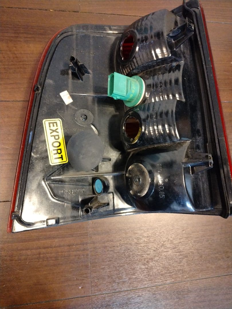 Fordエクスプローラー純正テールランプ 2個セット44ZH-1466