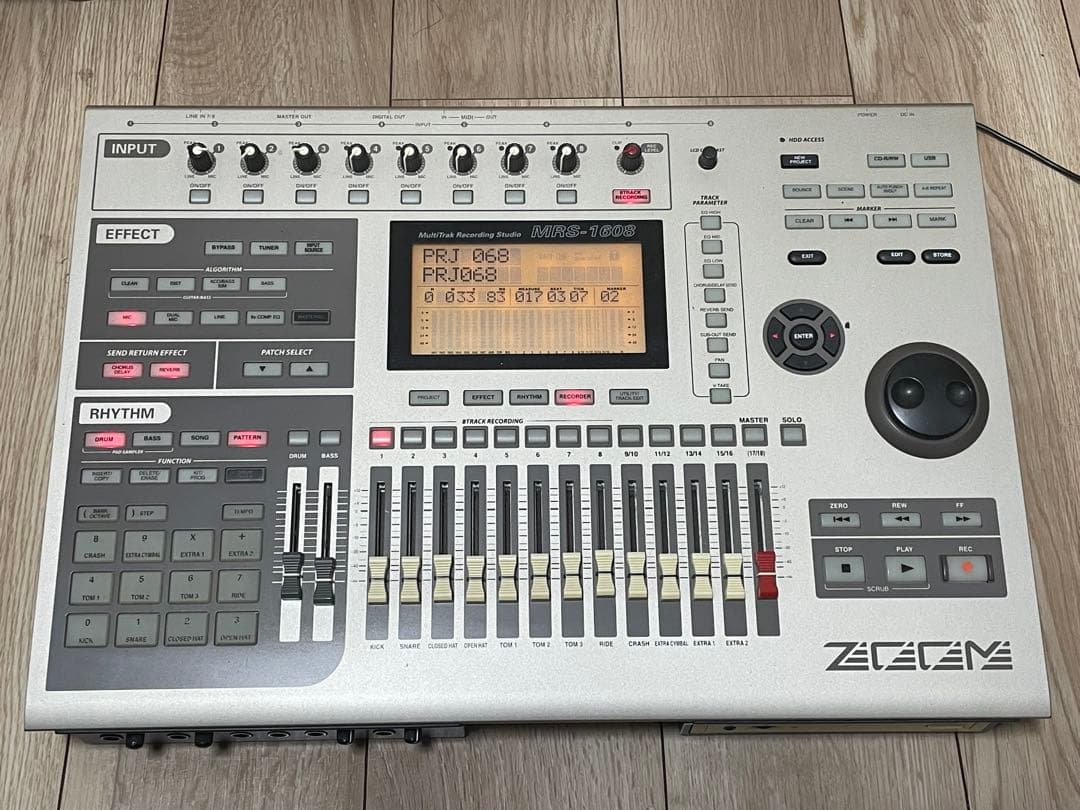 ZOOM MRS-1608 マルチトラックレコーダ