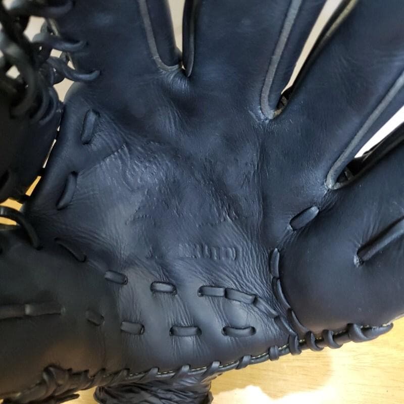 ミズノ ビクトリーステージ 限定レッドラベル 小指二本入れ 外野用 軟式グローブ