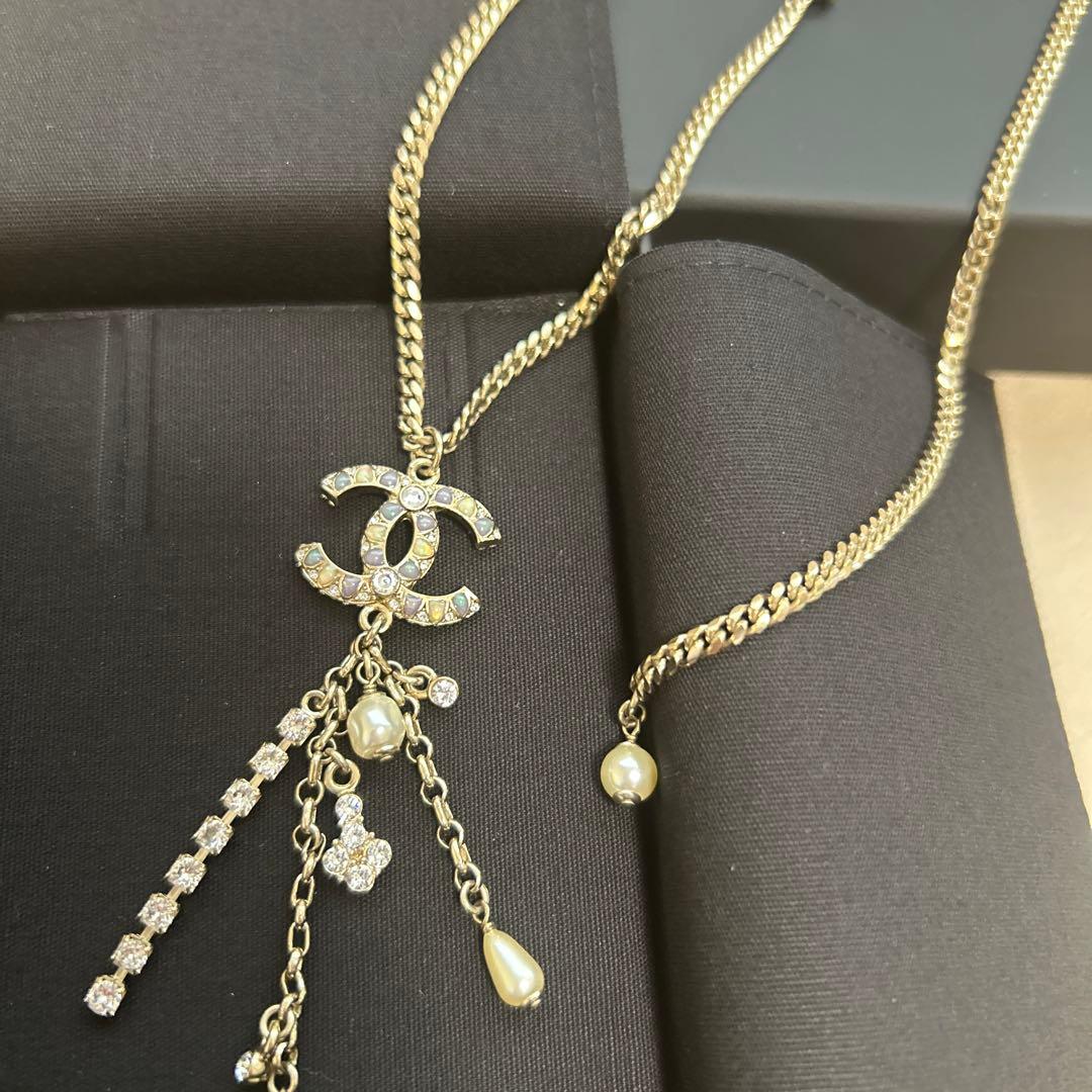 シャネル 19A ストーン CCマーク　ネックレス