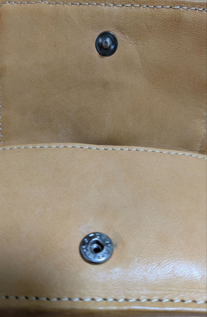 ミハラヤスヒロ　三つ折り財布