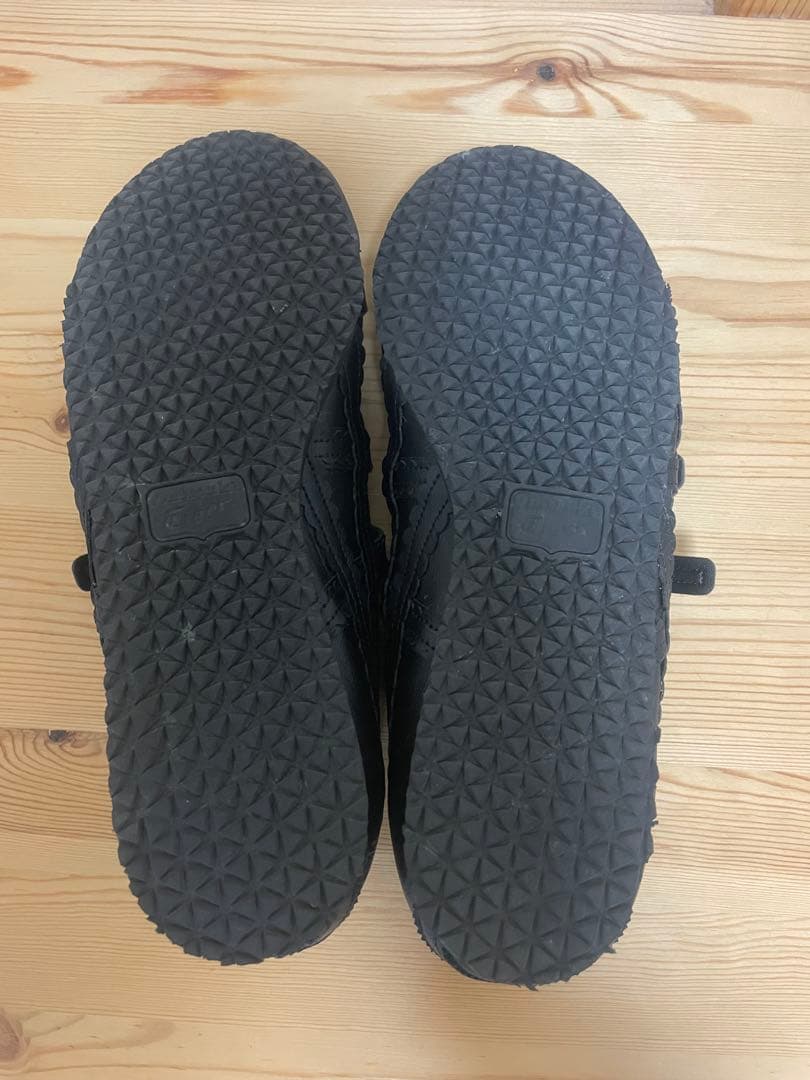 オニツカタイガー　MEXICO 66 TGRS /黒