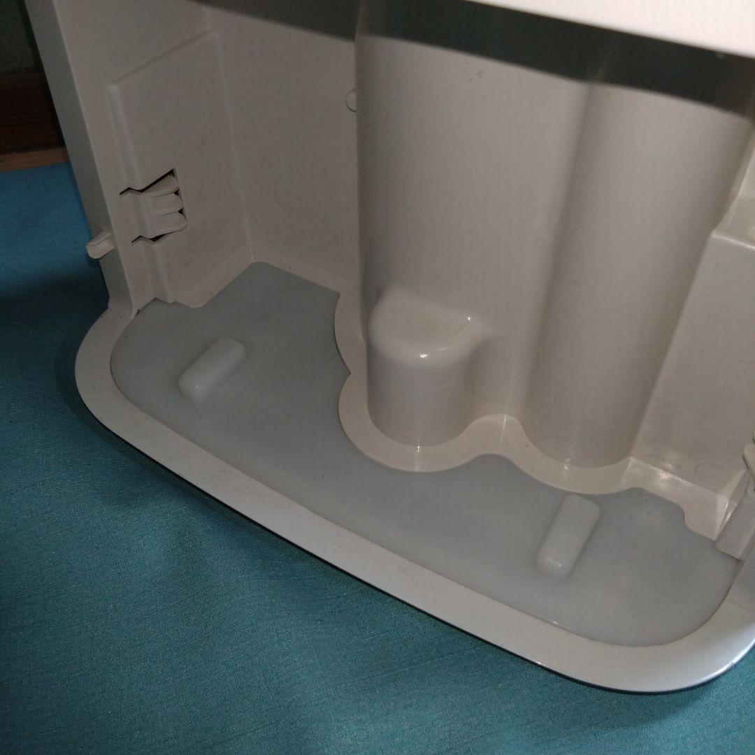 シャープ　除湿機　CV-F71-W