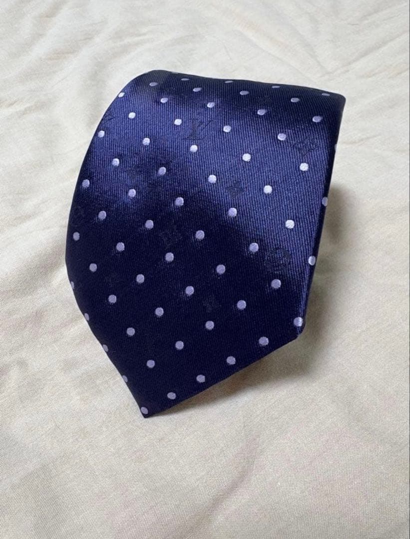 Louis Vuitton ネクタイ ドット柄 ネイビー