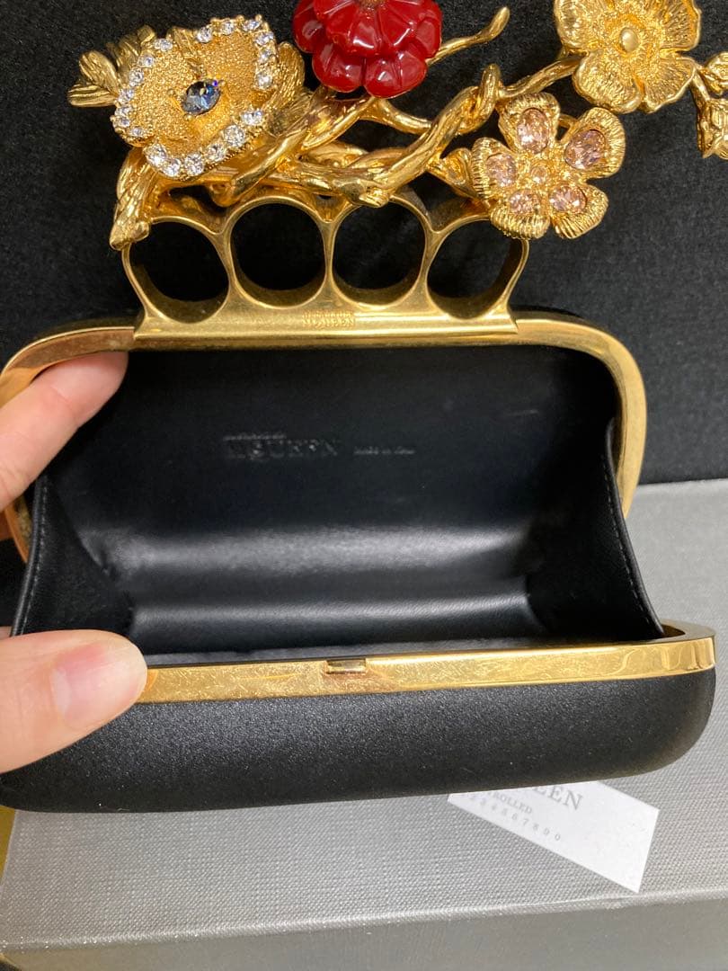 希少　花の芸術…アレクサンダー・マックイーンのクラッチバッグ　美品