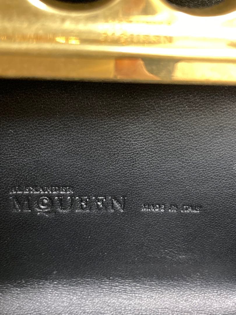 希少　花の芸術…アレクサンダー・マックイーンのクラッチバッグ　美品