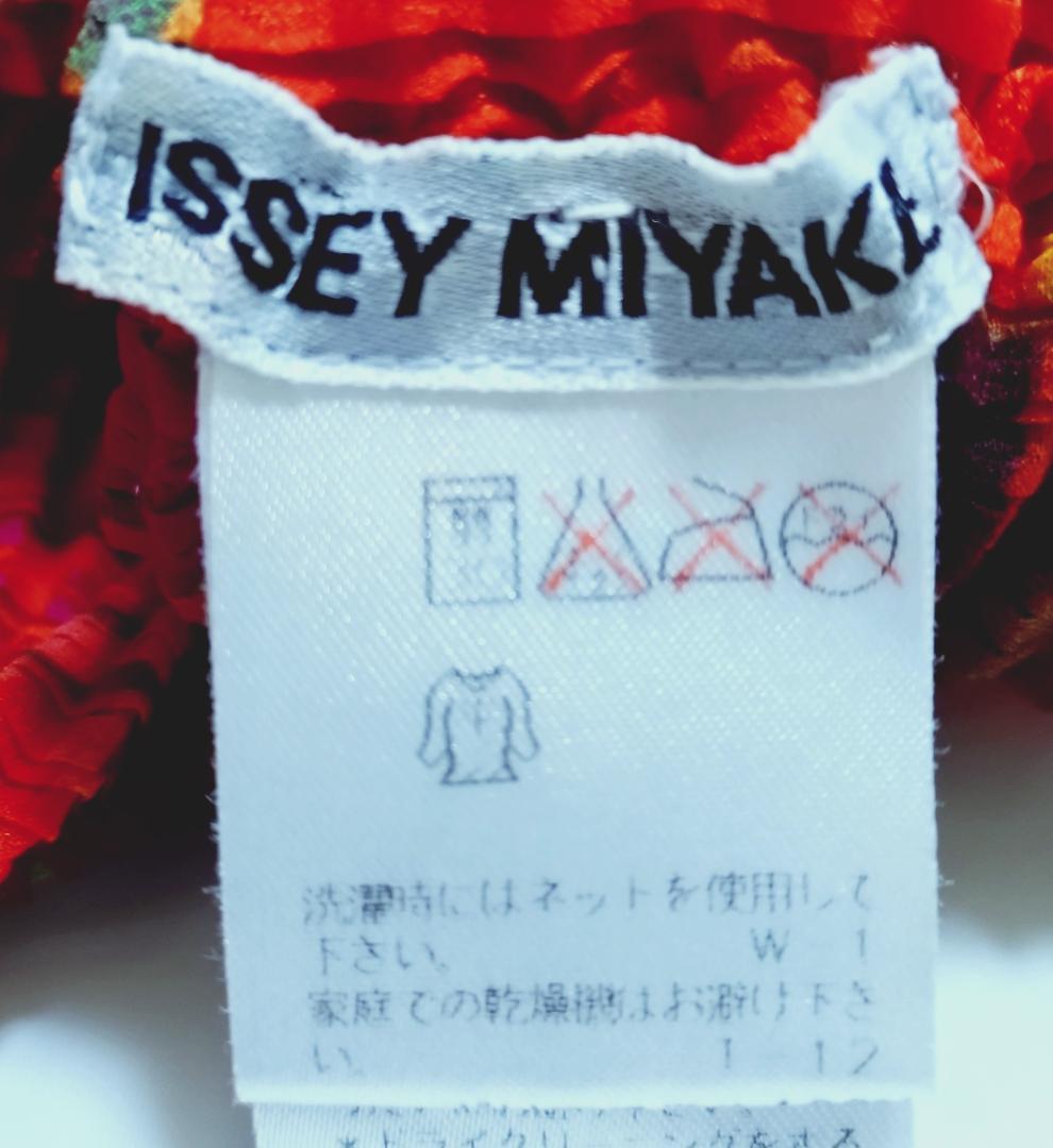 再値下げ！ISSEY MIYAKE プリーツプリーズ 　ハイネックカットソー