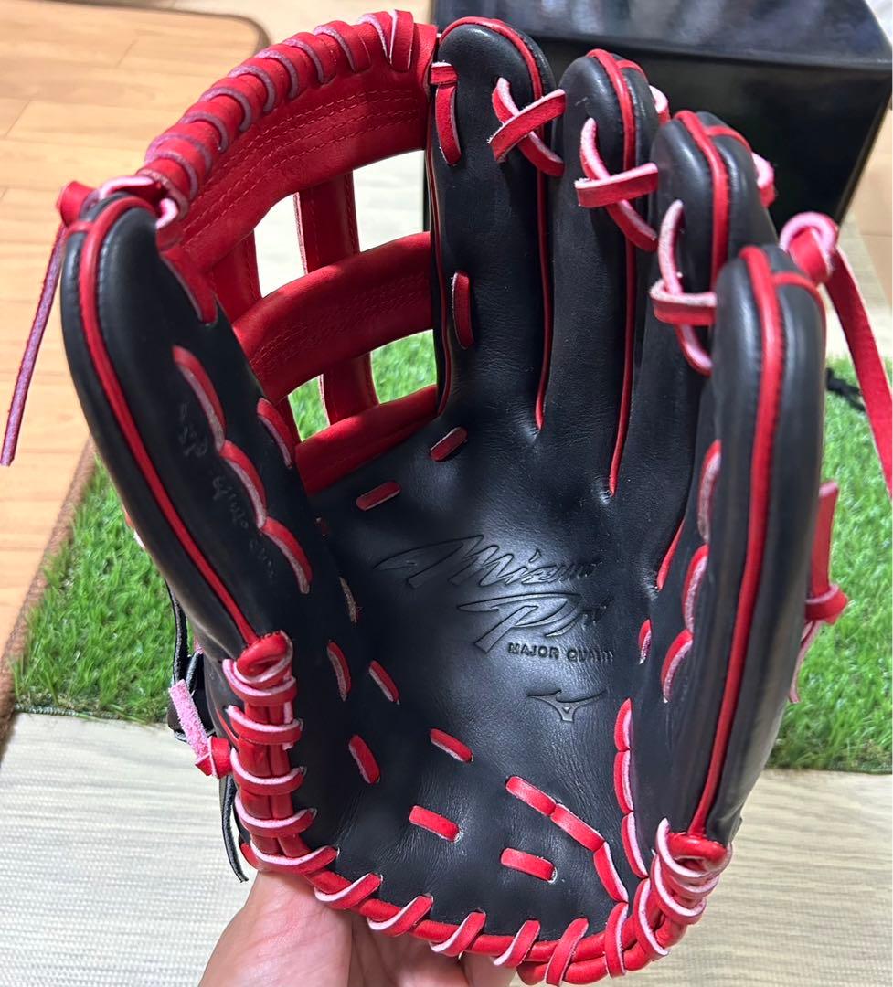 ミズノプロCrafted Edition 軟式用グラブ 内野手用 ライリー型