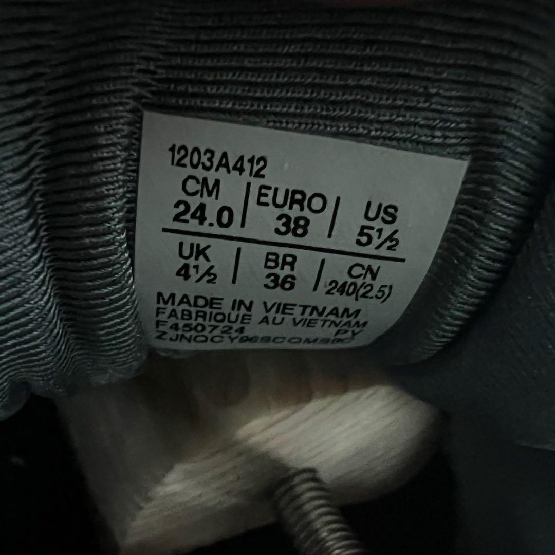 靴 asics GEL-KAYANO 14 24cm