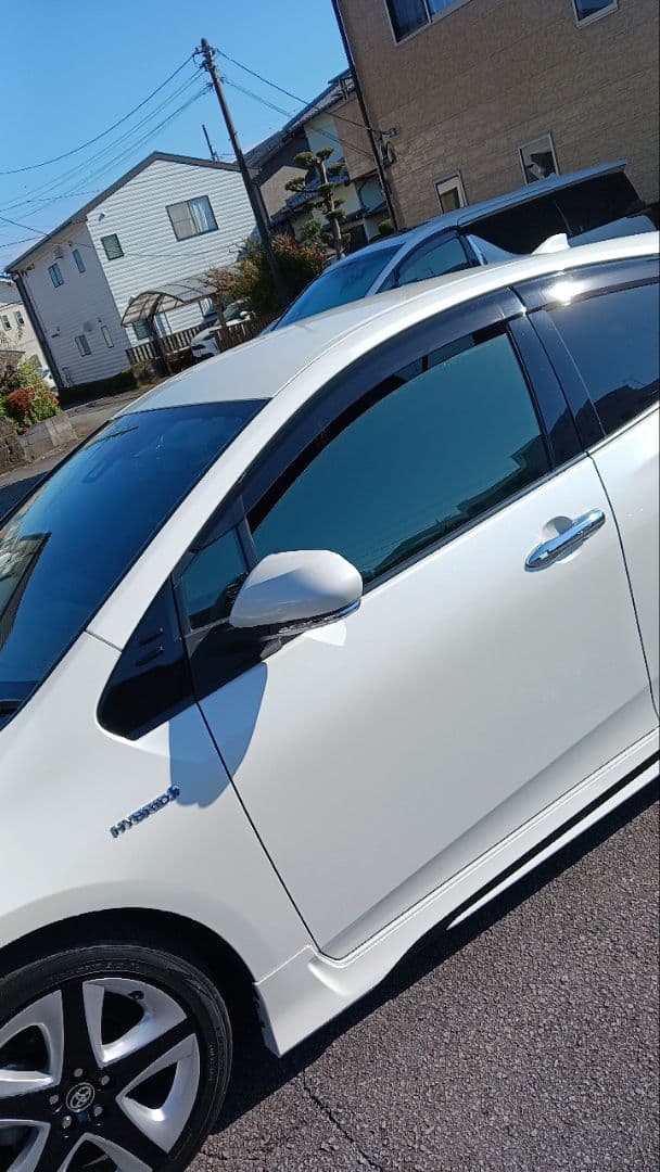 フィルム風サンシェード脱着式50プリウス20%