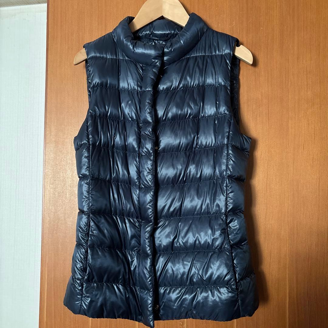 ヘルノ　ネイビーダウンベスト　38