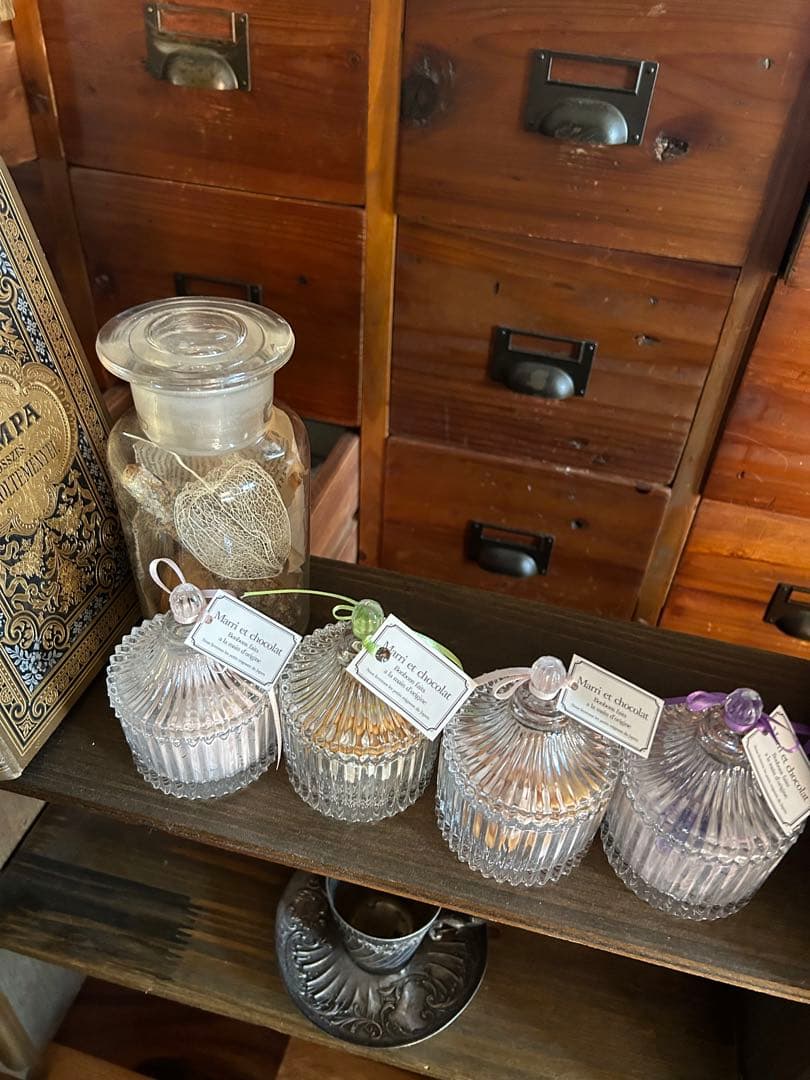 マントルピース　アンティーク風　ブロカント