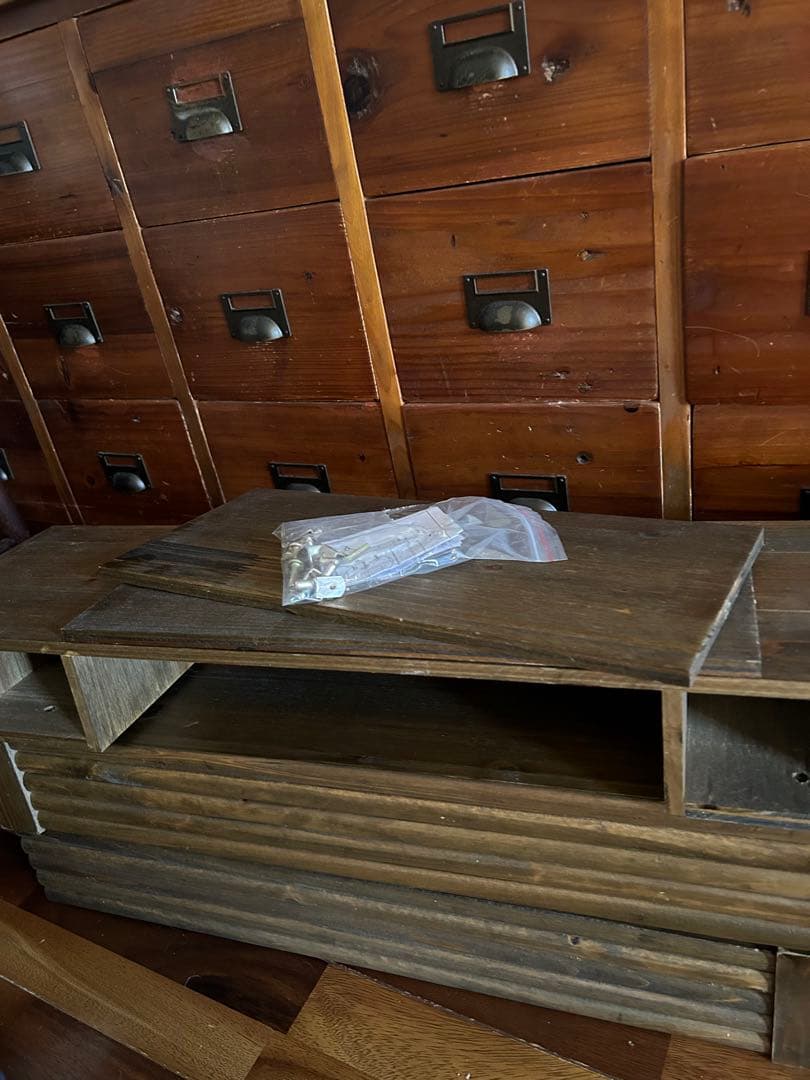 マントルピース　アンティーク風　ブロカント