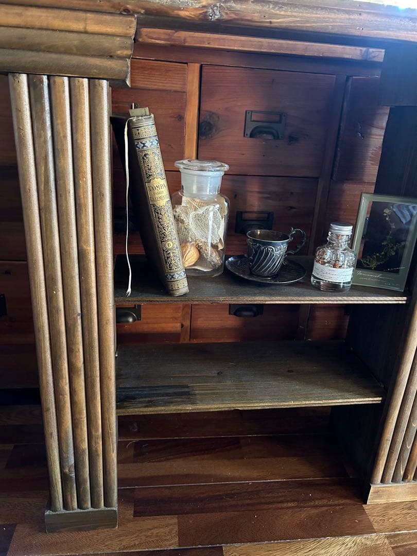 マントルピース　アンティーク風　ブロカント