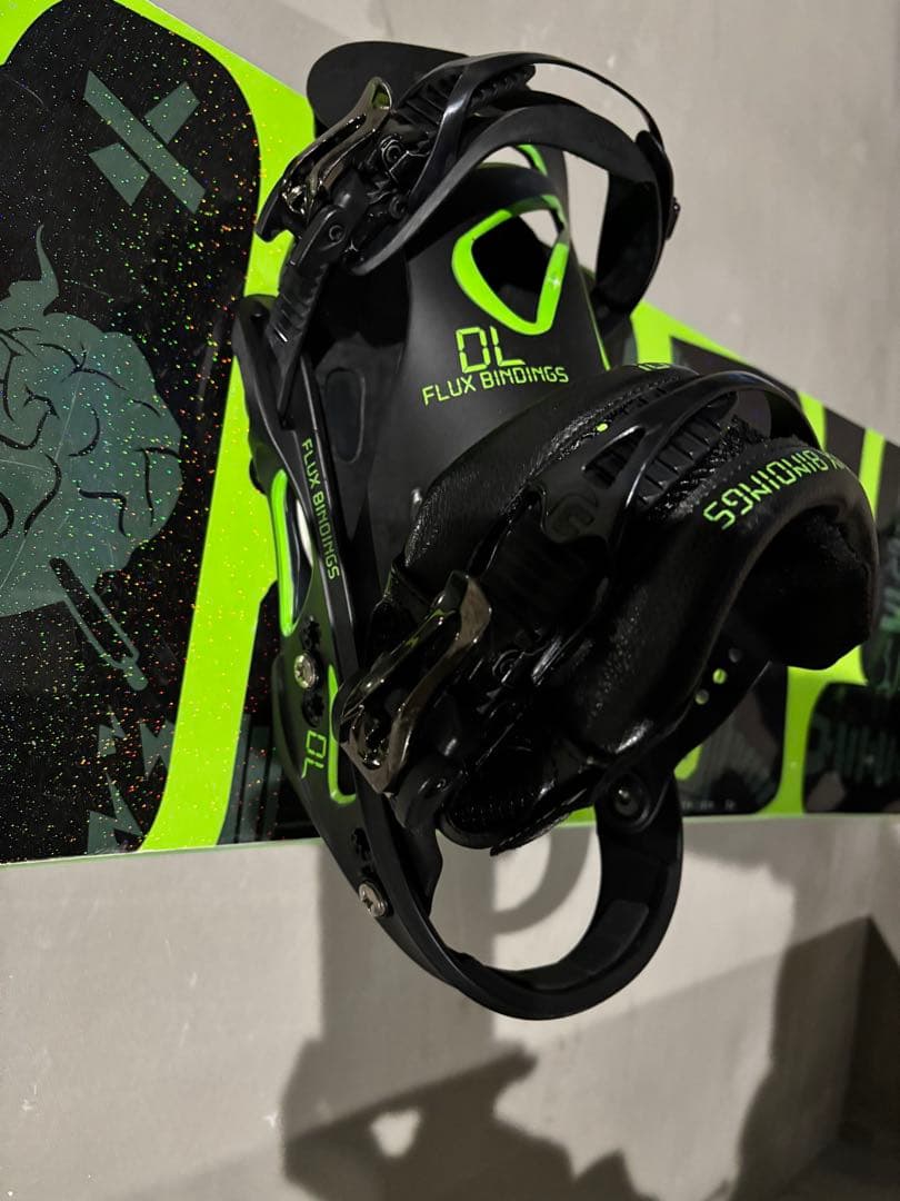 【本日発送可】グラトリ　011 fatzero 143.5 スノーボード FLU