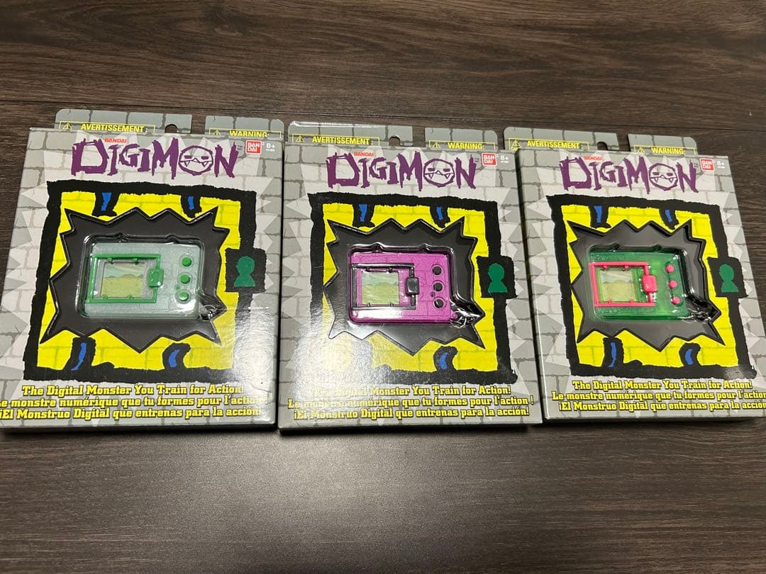 海外限定カラーデジタルモンスター