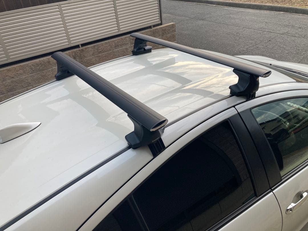 INNO ルーフキャリア ベース アクア NHP-10 バラ売り不可です