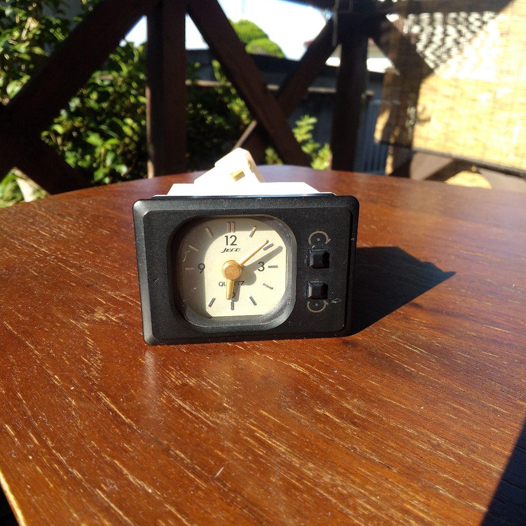 ジムニー11-22純正アナログJVC 時計 DC12V プラグ式 黒