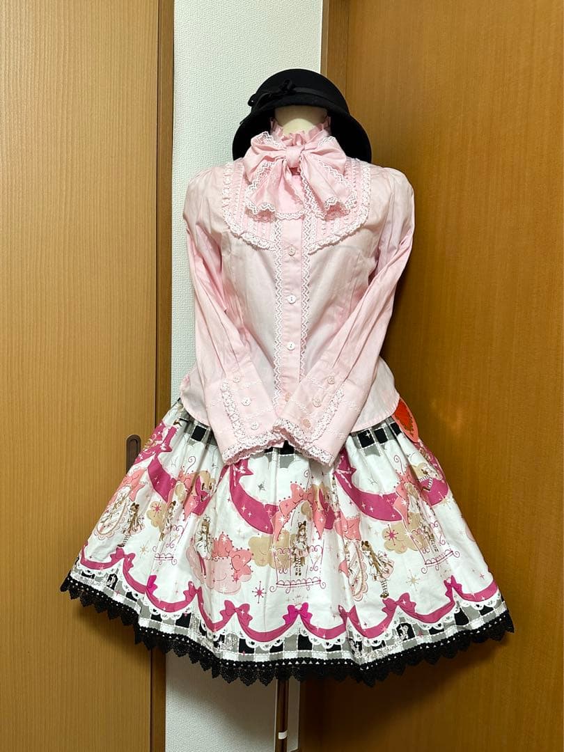 baby アリスのリボン王国柄スカート