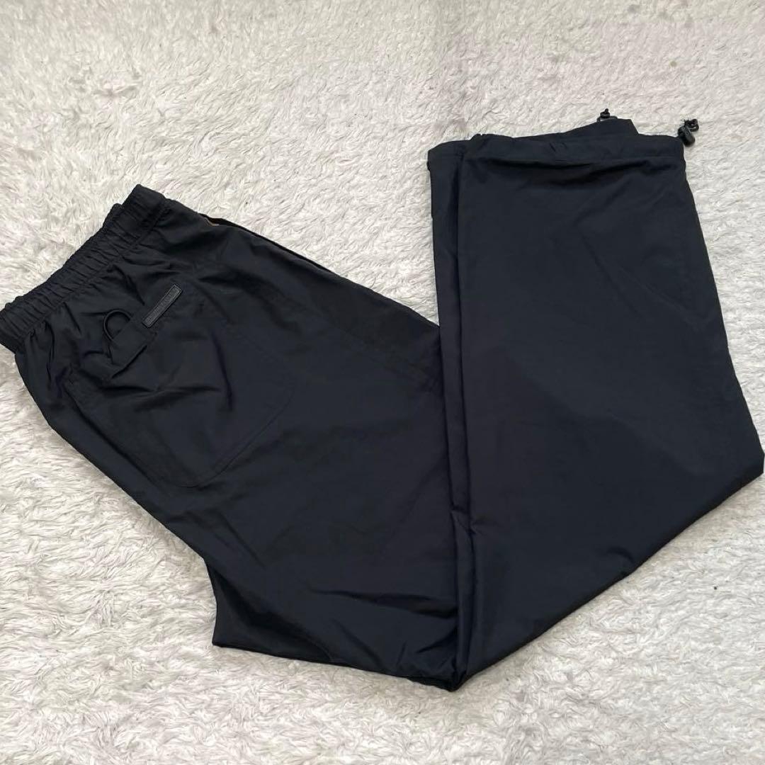 美品 バーバリーゴルフ ナイロン セットアップ 黒 XL ノバチェック