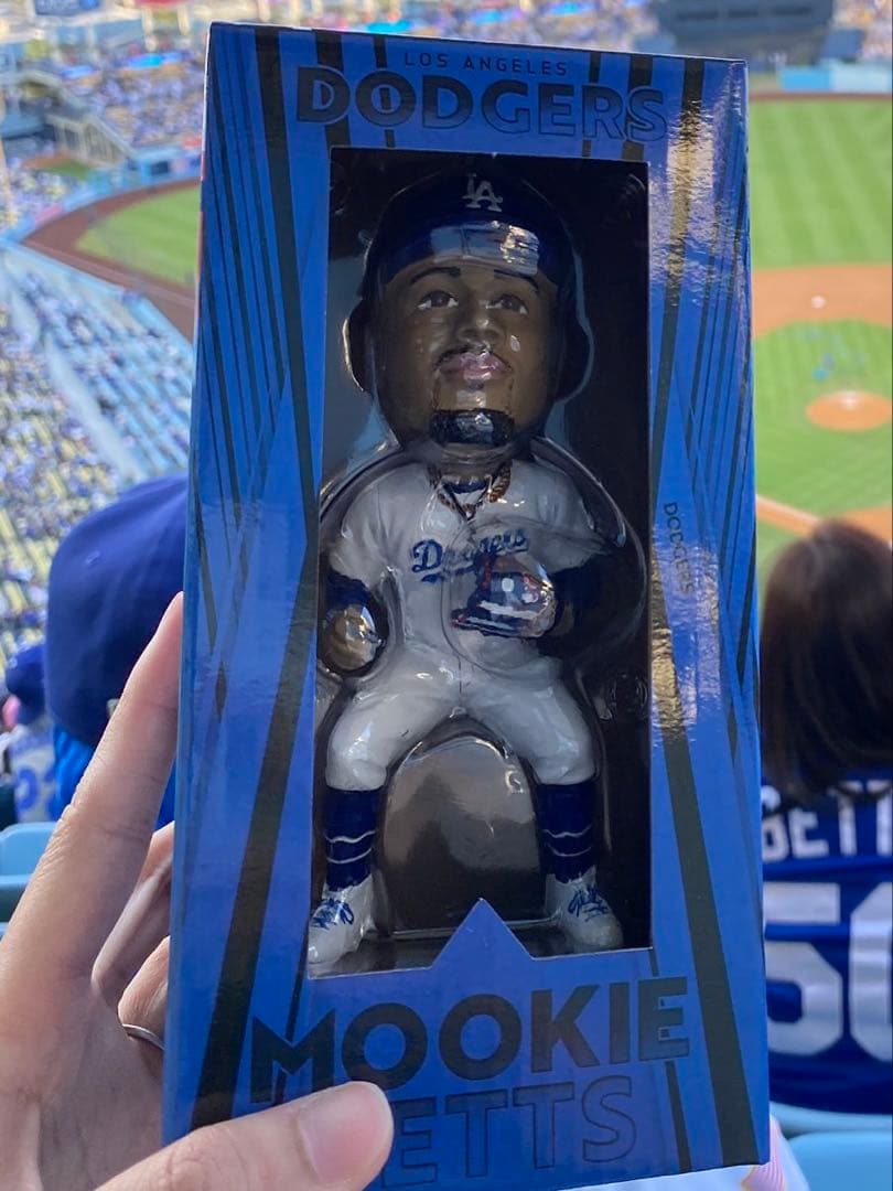 非売品　ドジャース　ムーキー・ベッツ　ボブルヘッド フィギュア