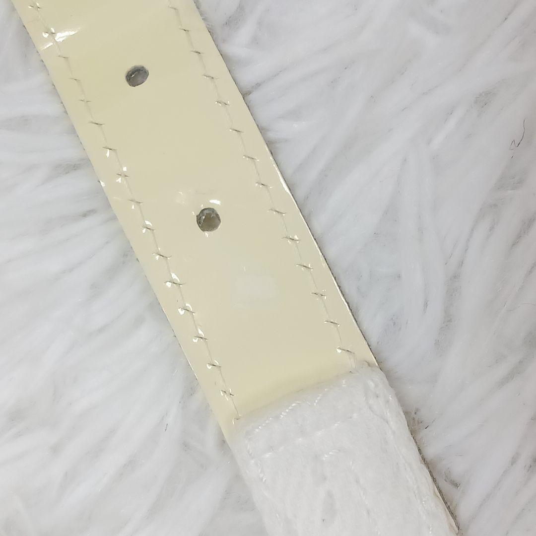 ✨美品✨CHANEL　シャネル　ショートパンツ　　ベルト　エナメル　ロゴ　白