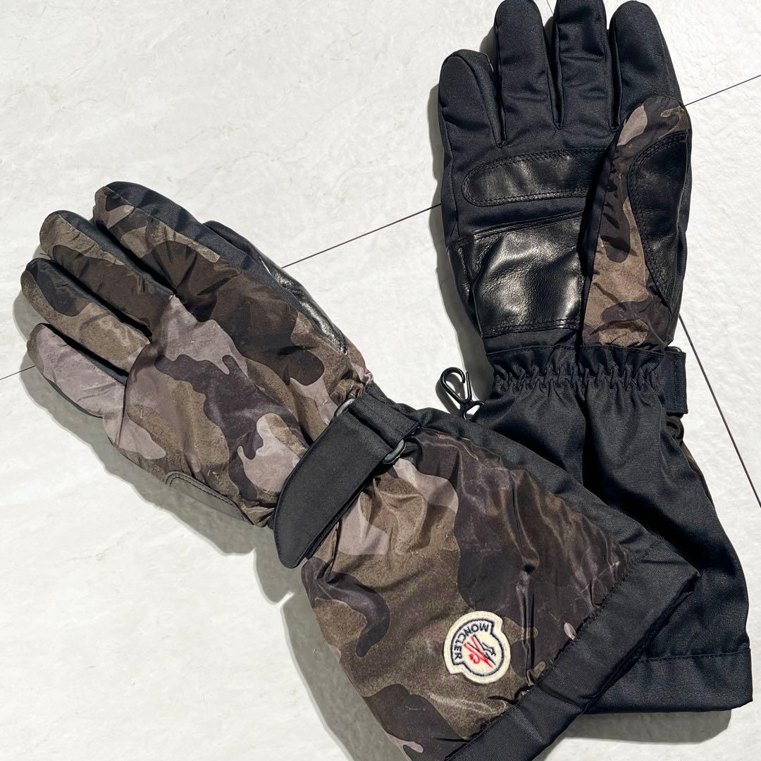 【極美品】 モンクレール 防寒 迷彩柄 手袋 グローブ Lサイズ