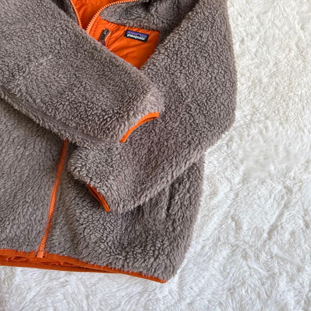 パタゴニア キッズ リバーシブル・レディ・フレディ・フーディMサイズ