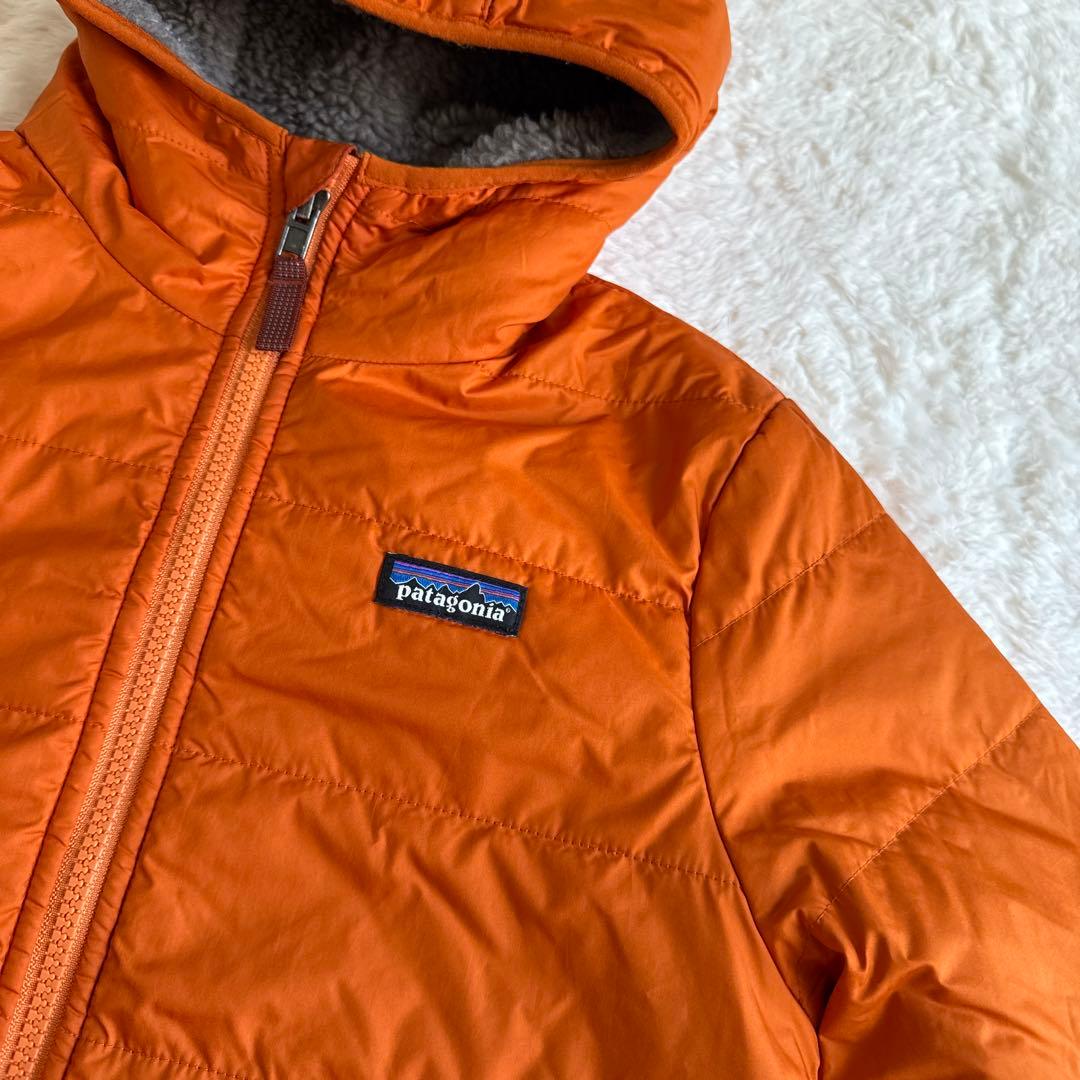 パタゴニア キッズ リバーシブル・レディ・フレディ・フーディMサイズ