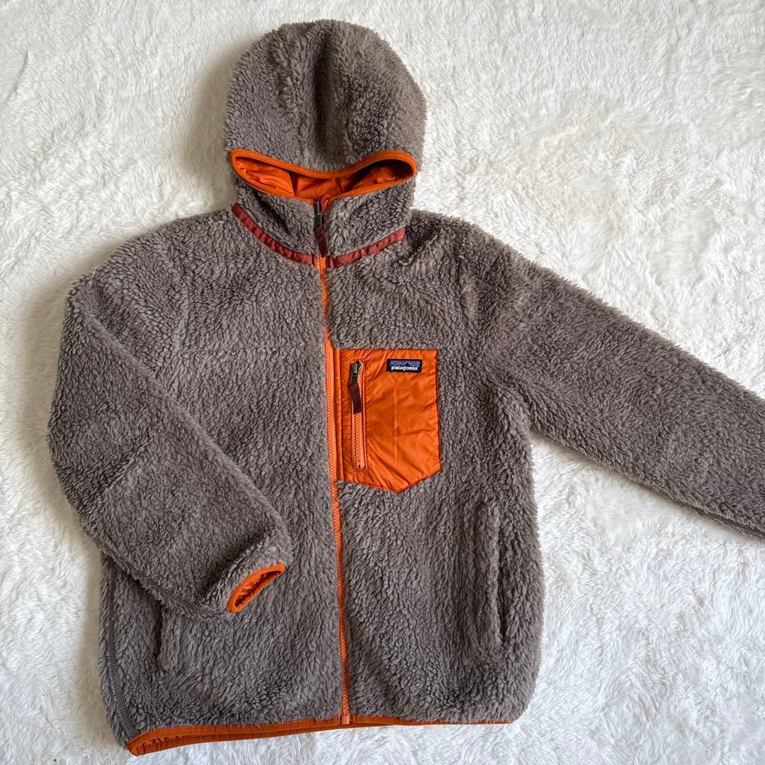 パタゴニア キッズ リバーシブル・レディ・フレディ・フーディMサイズ