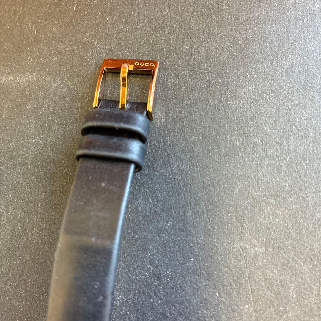 GUCCI アナログクォーツ腕時計 ブラック(電池切れ)