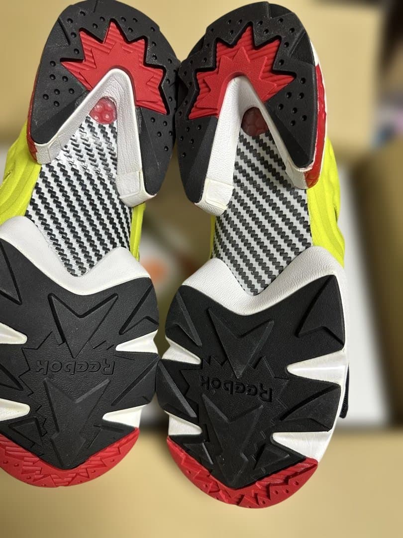 新品未使用！Reebok INSTAPUMP FURY SANDAL