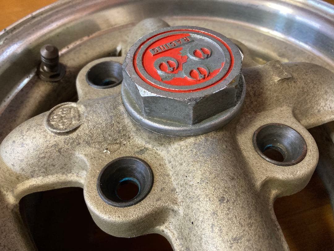 ワタナベ4s 10インチアルミホイール PCD110 2本センターキャップ付き