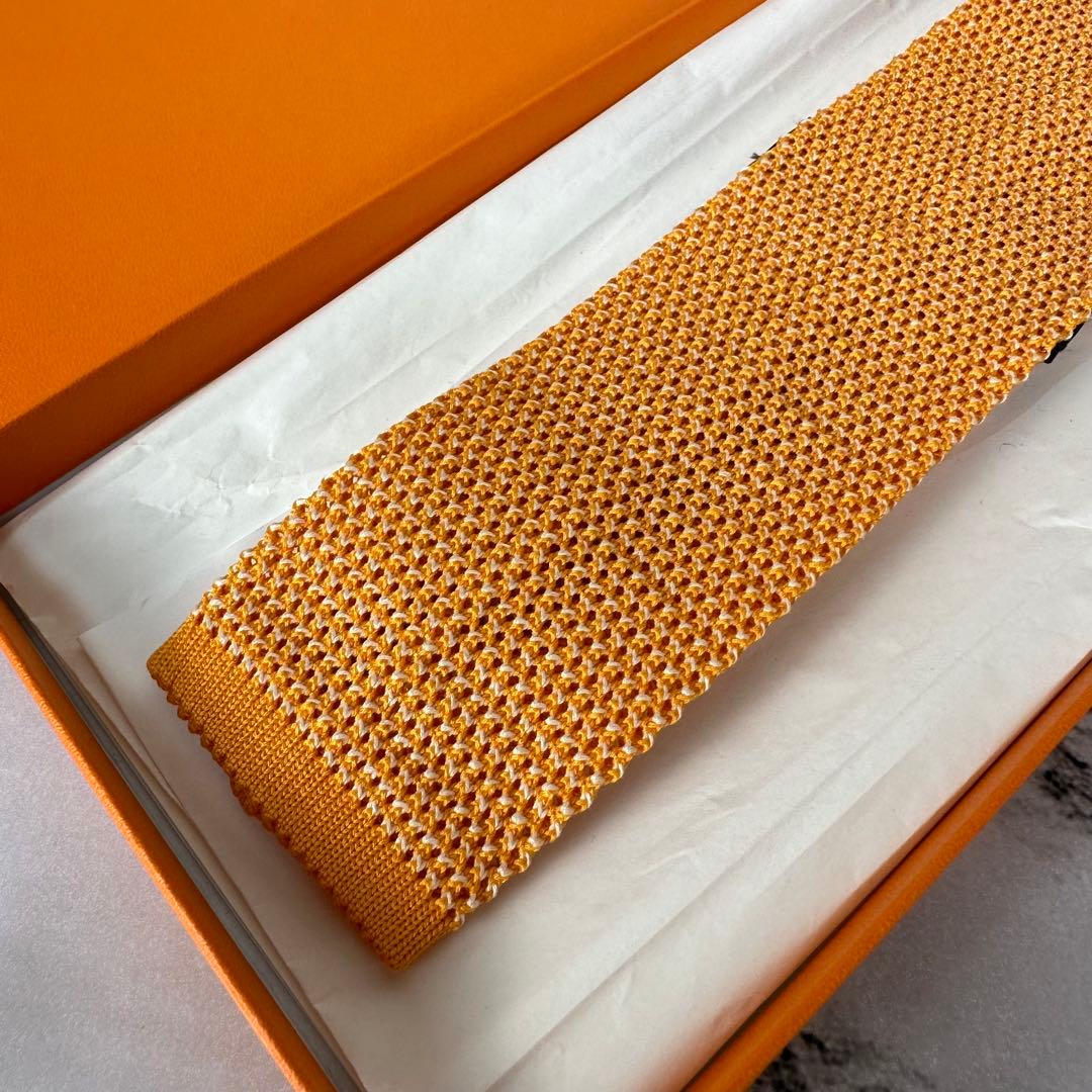 未使用✨HERMES エルメス 高級ネクタイ ユニ ニットタイ エルメスオレンジ
