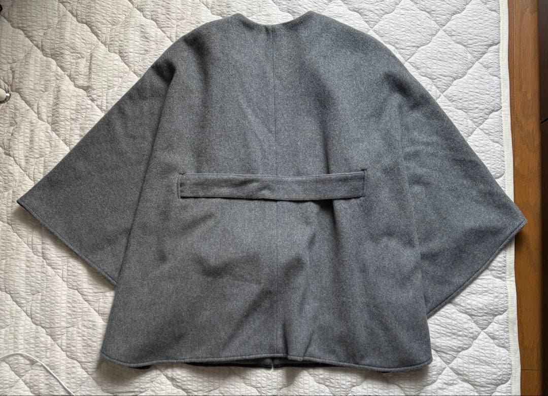 美品　anuans アニュアンス ポンチョ ケープ